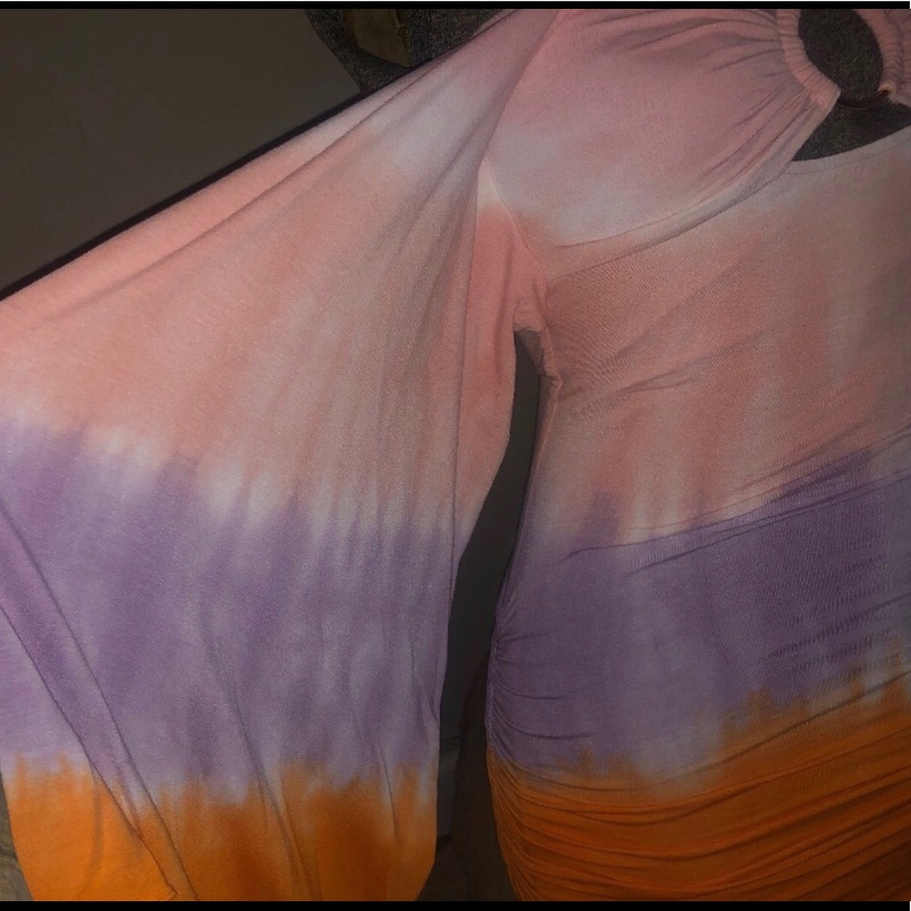 Body con tie dye dress